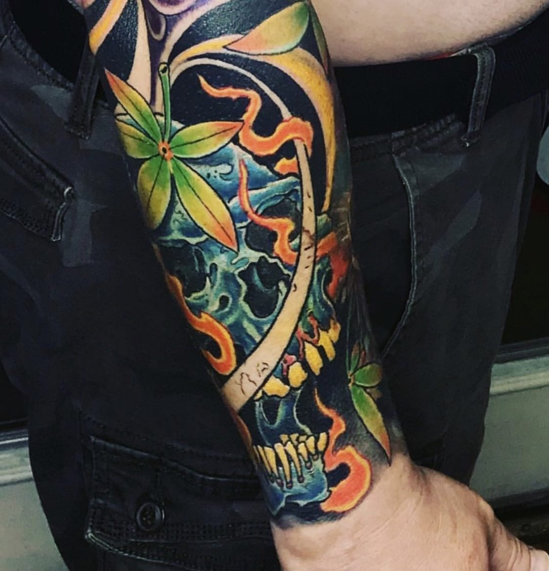 Color Flowers Skull Tri Pink Tattoo